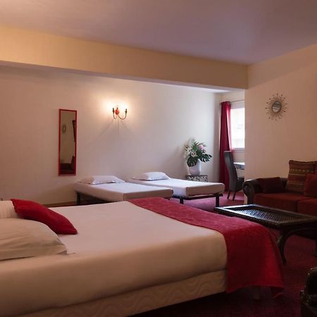 The Originals City, Hotel Le Village Provencal, Aix-En-Provence Nord Pertuis Exteriör bild