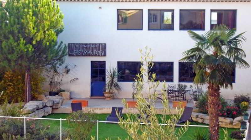 The Originals City, Hotel Le Village Provencal, Aix-En-Provence Nord Pertuis Exteriör bild