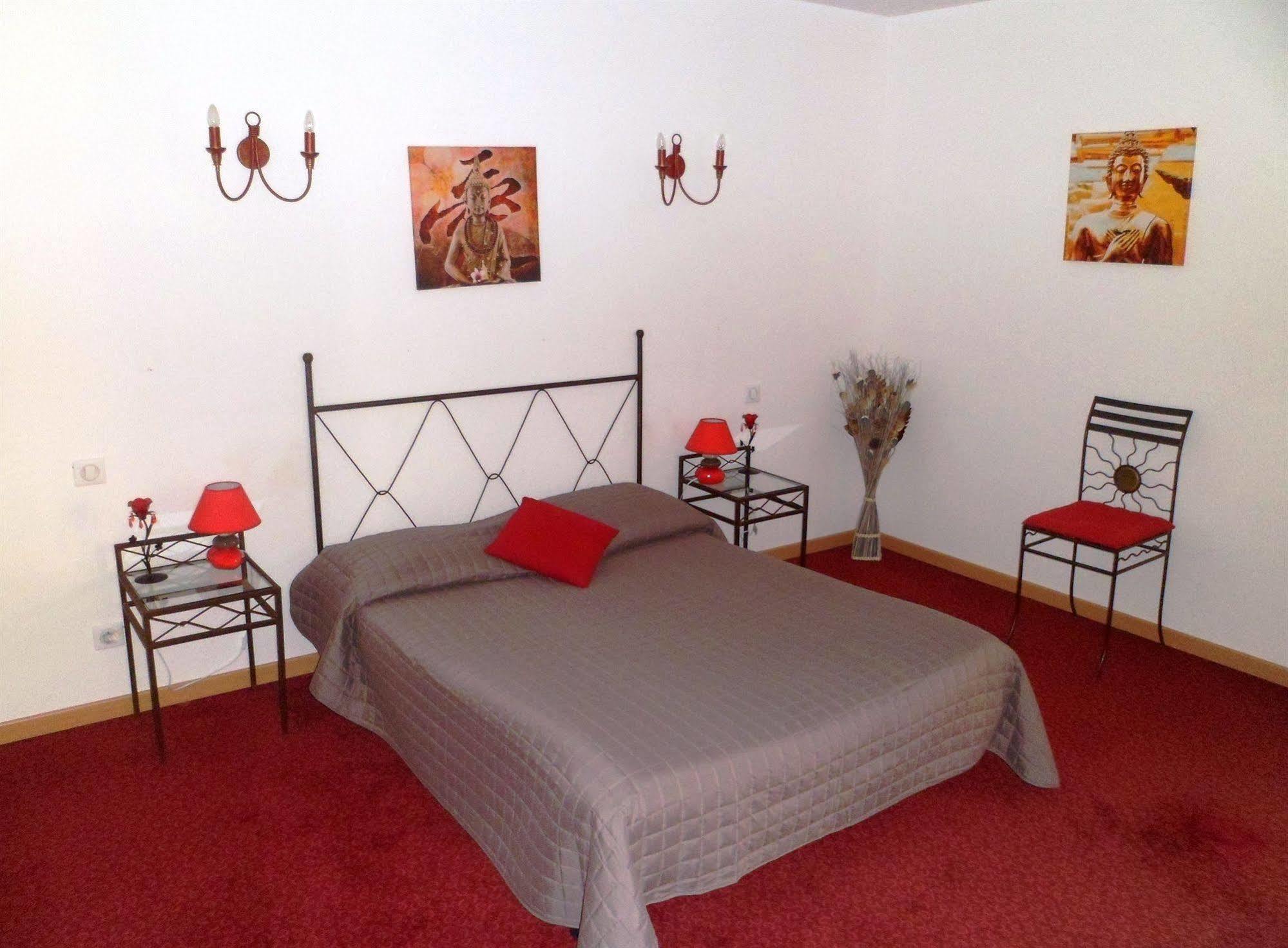 The Originals City, Hotel Le Village Provencal, Aix-En-Provence Nord Pertuis Exteriör bild